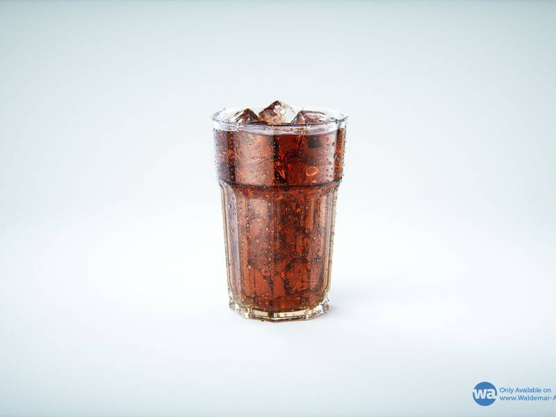 Premium 3D Model of a Cola Glass Filled with Ice Cubes, Covered in Water Condensation, and Containing Bubbles in the Liquid