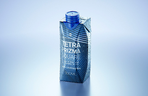 Tetra Top MIDI 250ml 3D model of carton package with Eifel O38 closure
